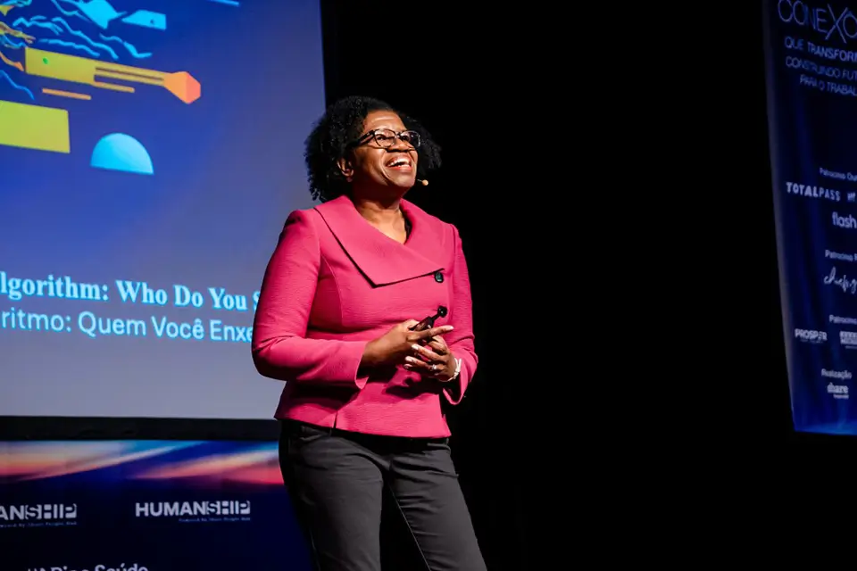 margaret-spence-mostra-como-transformar-a-ia-em-oportunidade-de-inclusao-blog